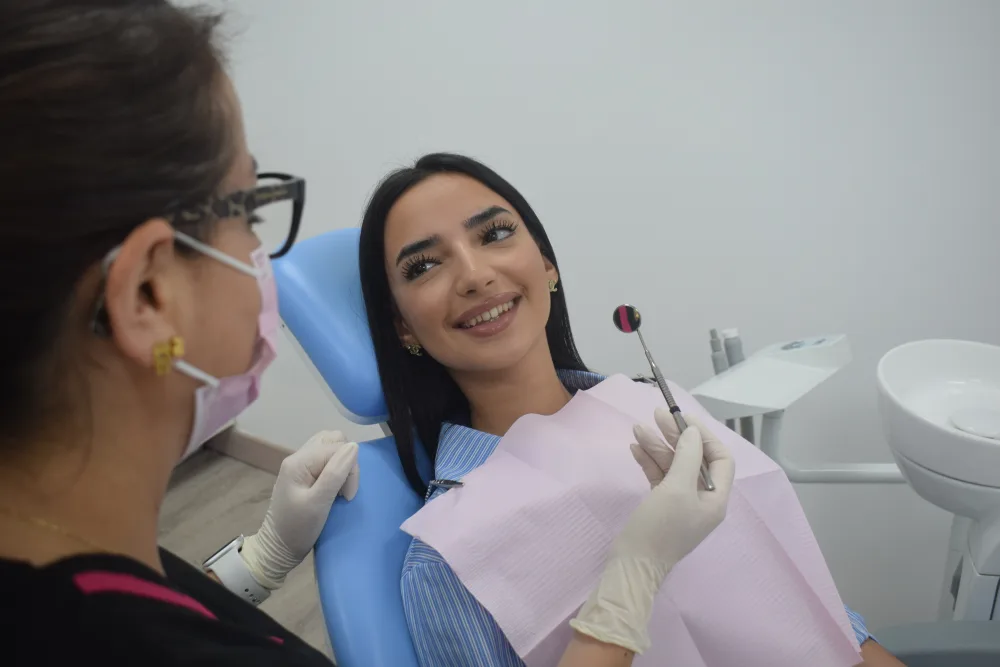 Blanqueamiento dental: Guía para un Tratamiento Seguro y Eficaz